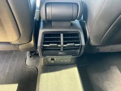 Photo 72 Audi Q3  45 TFSIe 245 ch S tronic 6