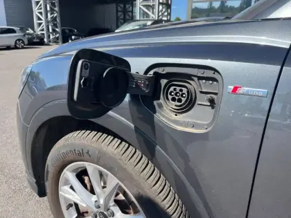 Photo 75 Audi Q3  45 TFSIe 245 ch S tronic 6