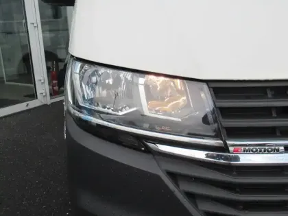 Photo 3 Volkswagen Transporter  6.1 VAN L1H1 2.0 TDI 150 BVM6 4MOTION