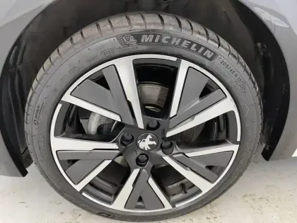 Photo 22 Peugeot 208  PureTech 100 S&S EAT8