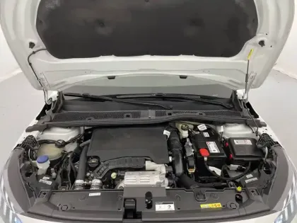 Photo 10 Peugeot 208  PureTech 100 S&S EAT8