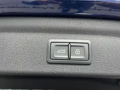 Photo 76 Audi Q3  35 TDI 150 ch S tronic 7