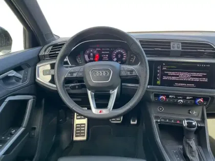 Photo 51 Audi Q3  35 TDI 150 ch S tronic 7