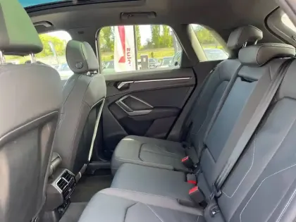 Photo 71 Audi Q3  35 TDI 150 ch S tronic 7