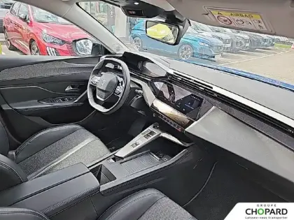 Photo 12 Peugeot 308  PureTech 130ch S&S EAT8