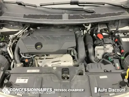 Photo 6 Peugeot 3008  Hybrid 225 e-EAT8 GT