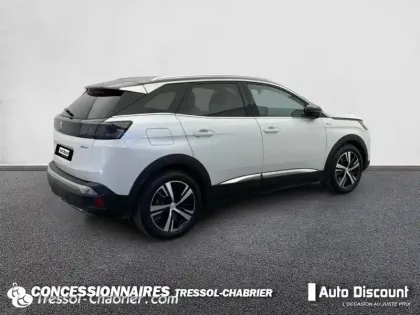 Photo 27 Peugeot 3008  Hybrid 225 e-EAT8 GT