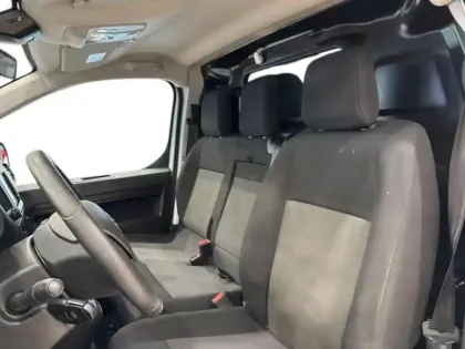 Photo 12 Toyota Proace  Long 2.0 D-4D 140 Dynamic MC23