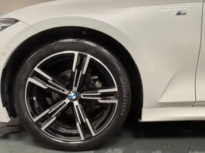 Photo 7 BMW Serie 3 Série 3 Touring 318dA 150ch M Sport