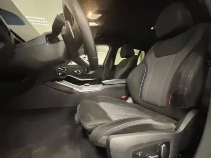 Photo 8 BMW Serie 3 Série 3 Touring 318dA 150ch M Sport