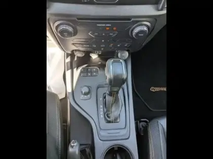 Photo 13 Ford Ranger  2.0 TDCi 213ch Double Cabine Wildtrak BVA10