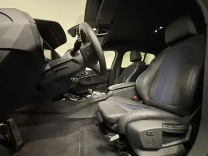 Photo 8 BMW Serie 1 Série 1 118iA 136ch M Sport DKG7