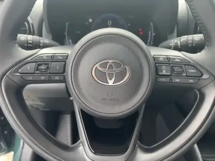 Photo 15 Toyota Yaris Hybride 116h Design PAC