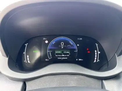 Photo 20 Toyota Yaris Hybride 116h Design PAC