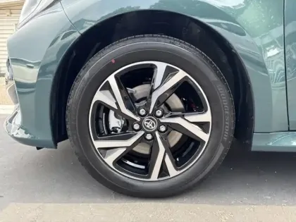 Photo 8 Toyota Yaris Hybride 116h Design PAC