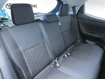 Photo 14 Toyota Yaris Hybride 116h Design PAC