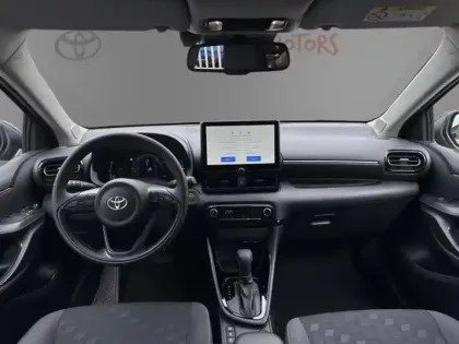 Photo 10 Toyota Yaris Hybride 116h Design PAC