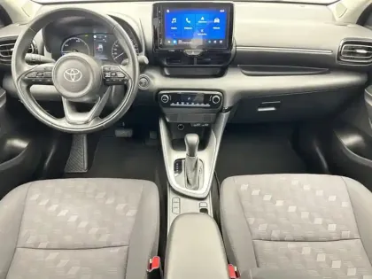 Photo 11 Toyota Yaris Hybride 116h Dynamic