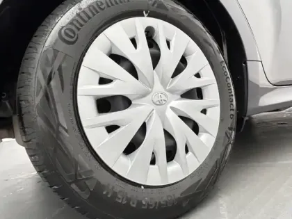 Photo 8 Toyota Yaris Hybride 116h Dynamic