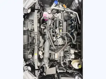 Photo 24 Toyota Yaris Hybride 116h Dynamic