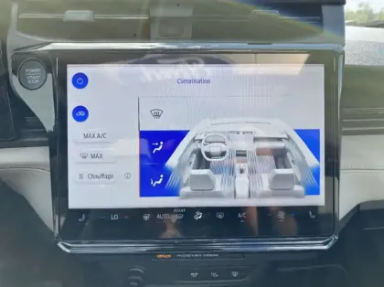 Photo 4 Ford Puma Gen-E 168ch Standard Range 43 kWh Premium