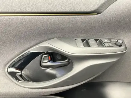 Photo 11 Toyota Yaris 1.5 HYBRID 116H TRAIL