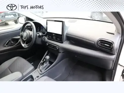 Photo 12 Toyota Yaris Hybride 116h Design MC24