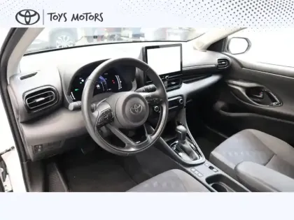 Photo 6 Toyota Yaris Hybride 116h Design MC24