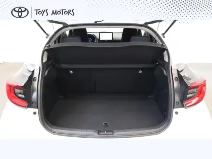 Photo 20 Toyota Yaris Hybride 116h Design MC24