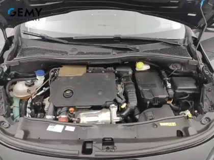 Photo 12 Peugeot 2008  BlueHDi 100ch S&S BVM5