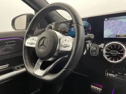 Photo 41 Mercedes GLA  200 d 8G-DCT