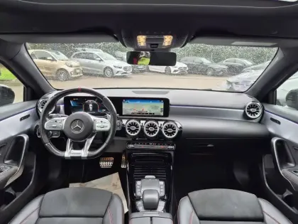 Photo 10 Mercedes Classe A  35 Mercedes-AMG 7G-DCT Speedshift AMG 4Matic