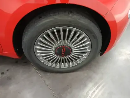 Photo 31 Fiat 500 C e 95 ch