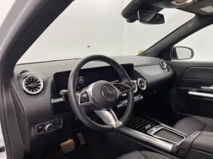 Photo 47 Mercedes GLA  200 d 8G-DCT