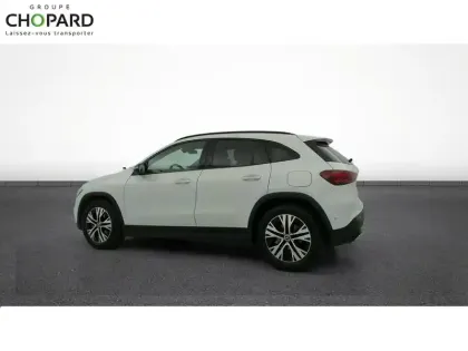 Photo 21 Mercedes GLA  200 d 8G-DCT