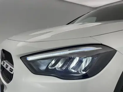 Photo 43 Mercedes GLA  200 d 8G-DCT