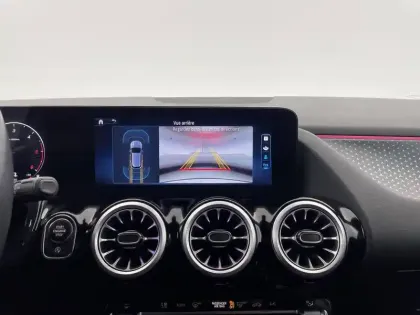 Photo 49 Mercedes GLA  200 d 8G-DCT