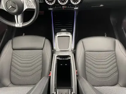 Photo 42 Mercedes GLA  200 d 8G-DCT