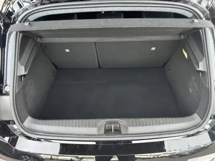 Photo 10 Renault Clio  E-Tech full hybrid 145 ch GSR2