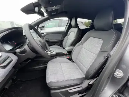 Photo 4 Renault Clio  E-Tech full hybrid 145 ch GSR2