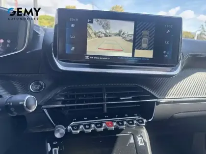 Photo 23 Peugeot 2008  PureTech 130 S&S EAT8