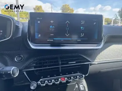 Photo 15 Peugeot 2008  PureTech 130 S&S EAT8