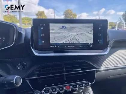 Photo 16 Peugeot 2008  PureTech 130 S&S EAT8