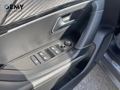 Photo 12 Peugeot 2008  PureTech 130 S&S EAT8