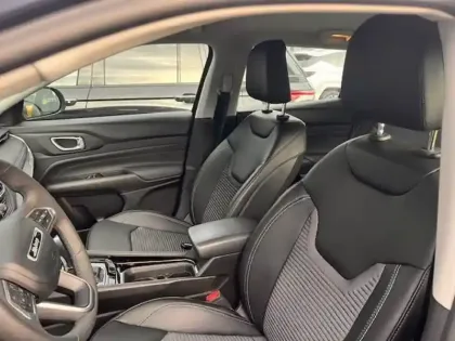 Photo 17 Jeep Compass Gén. II Ph2 NG Altitude 5