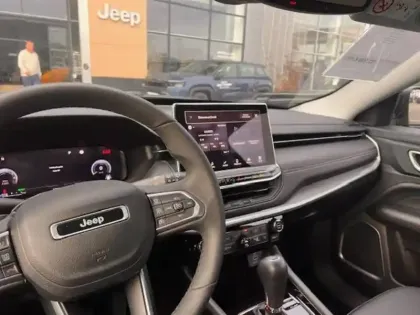 Photo 13 Jeep Compass Gén. II Ph2 NG Altitude 5