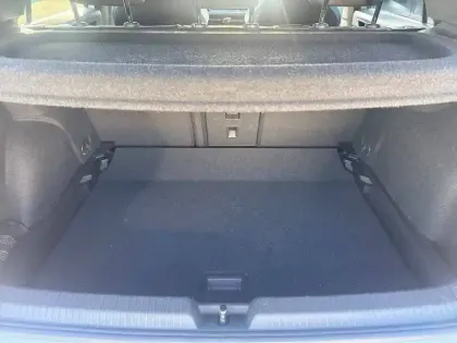 Photo 39 Volkswagen Golf  1.5 eTSI OPF 150 DSG7