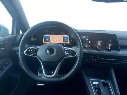 Photo 11 Volkswagen Golf  1.5 eTSI OPF 150 DSG7