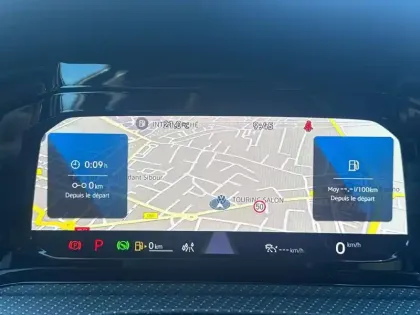 Photo 16 Volkswagen Golf  1.5 eTSI OPF 150 DSG7