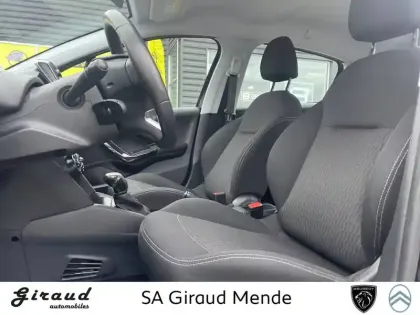 Photo 8 Peugeot 208  1.2 PureTech 82ch BVM5